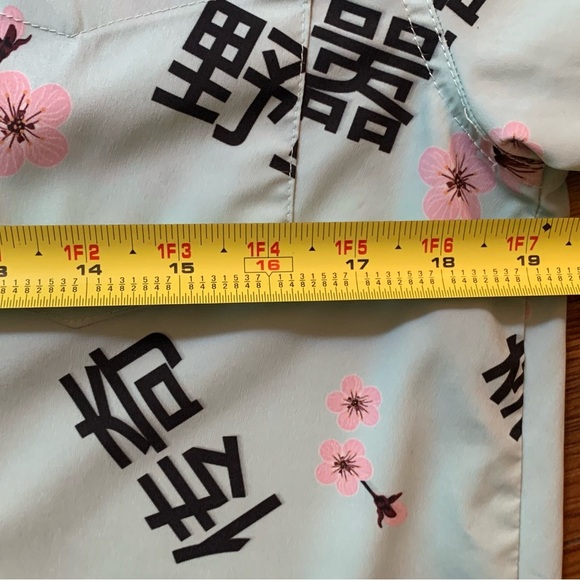 Graphic Just Attitude Cherry Blossom Pastel Blue Button Up Shirt Mens Sz Medium - Picture 5 of 9